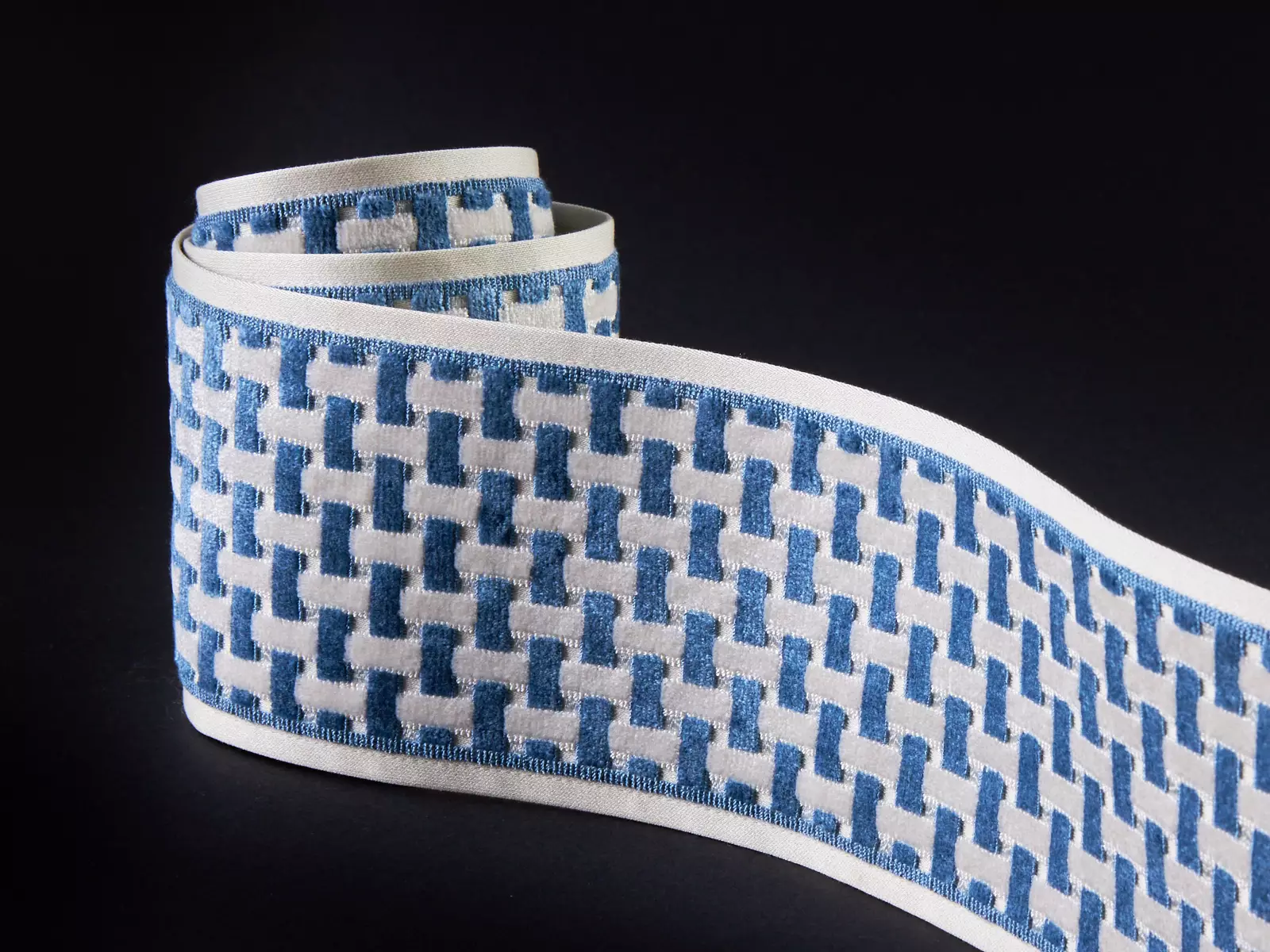 View Lynden Velvet Tape - 60080.596 Lynden Velvet Tape - 60080.596