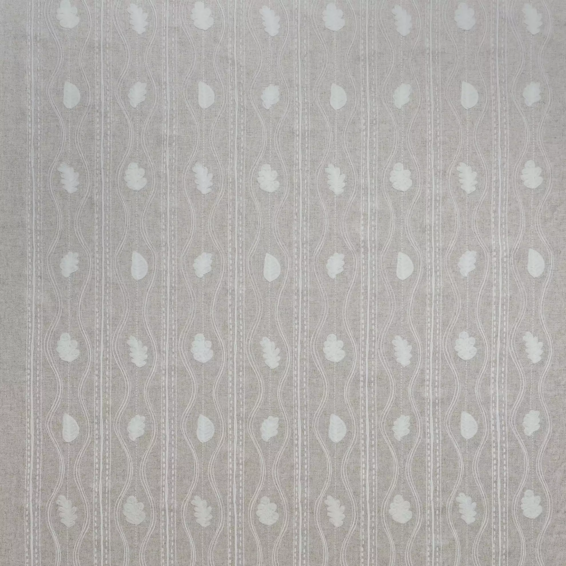 Falling Leaves - Ivory